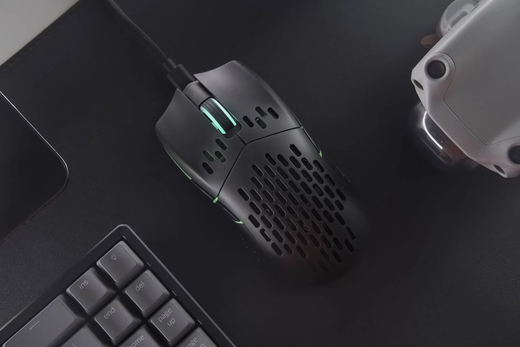 Keychron M1 Ultra-Light Optical Mouse - Image 3
