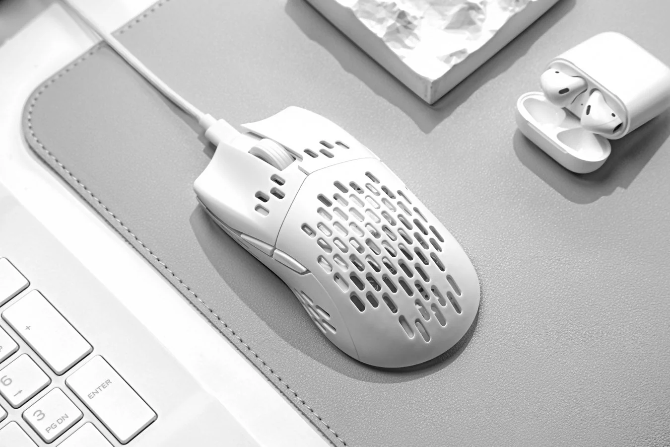 Keychron M1 Ultra-Light Optical Mouse - Image 8